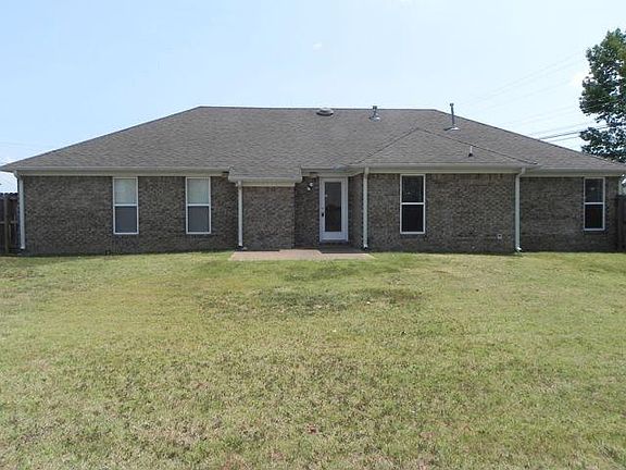 Back view of 7 Romie Drive