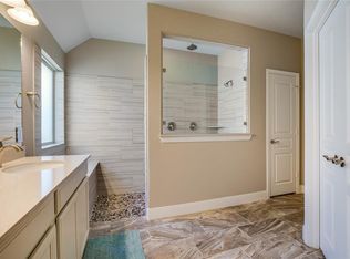 3714 Emerald Falls Ln, Pearland, TX 77581