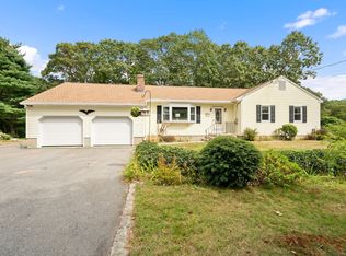 85 Dayton Rd, Waterford, CT 06385