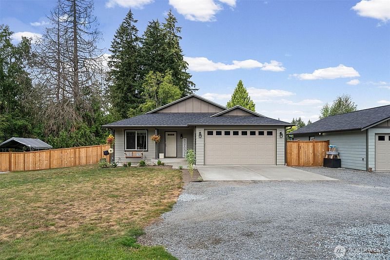 2nd image of 28420 61st Avenue E