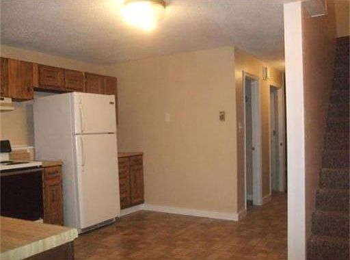 3rd image of 89 Harrington Ave #A