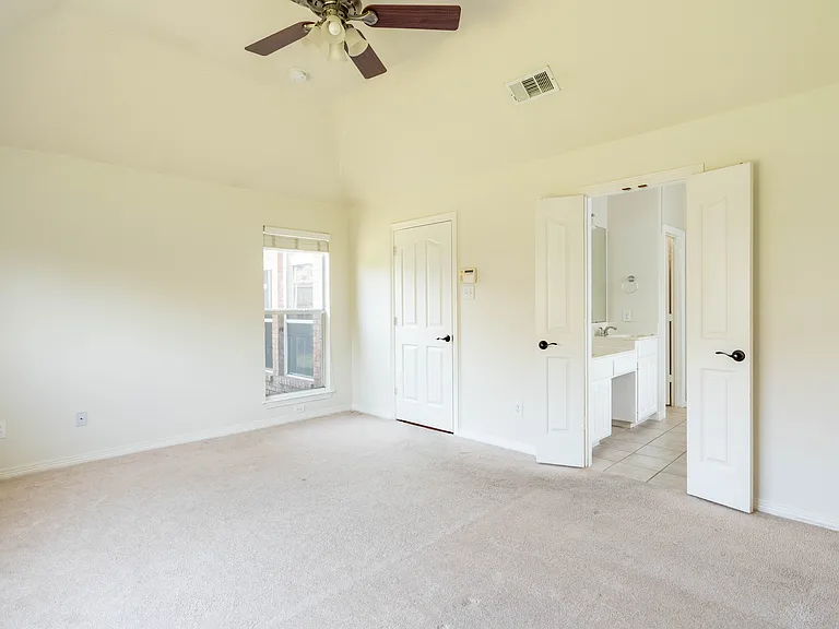 11990 Cobblestone Dr — Photo 25