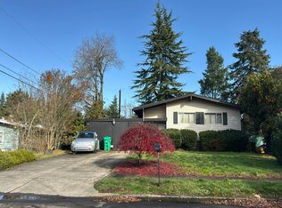 13234 NE Sacramento Dr, Portland, OR 97230