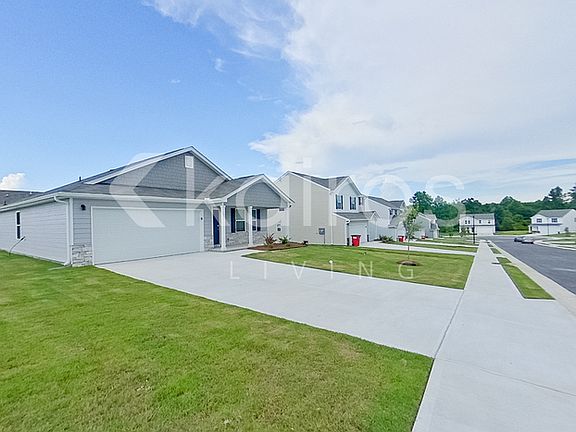 2nd image of 133 George Oxford Dr
