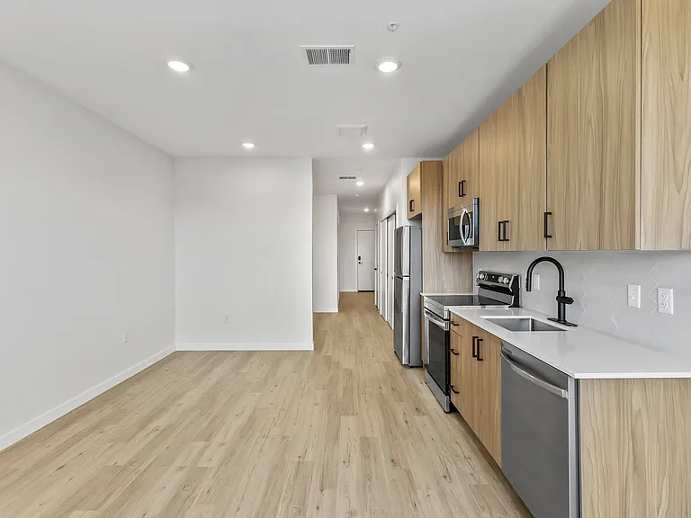 Oso Apartments — Photo 80