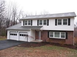 22 Florence Rd, Putnam Valley, NY 10579