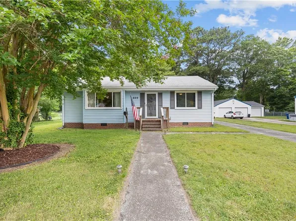 609 Roslyn Rd, Newport News, VA 23601