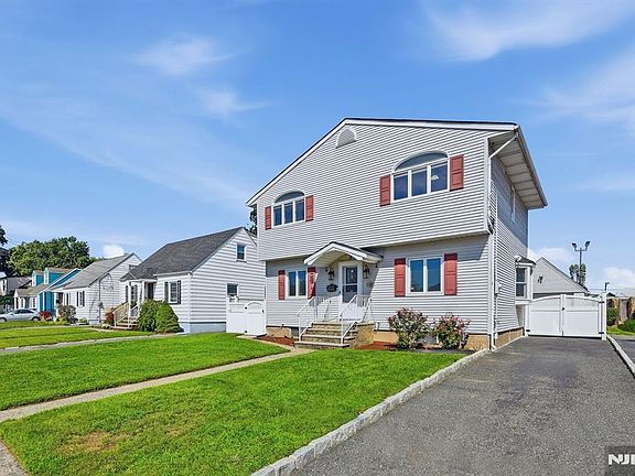 2nd image of 115 Tuella Ave