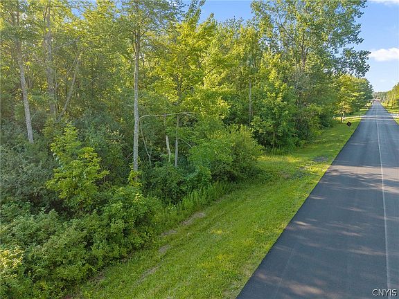 3rd image of Maiden Lane Rd Lot 18