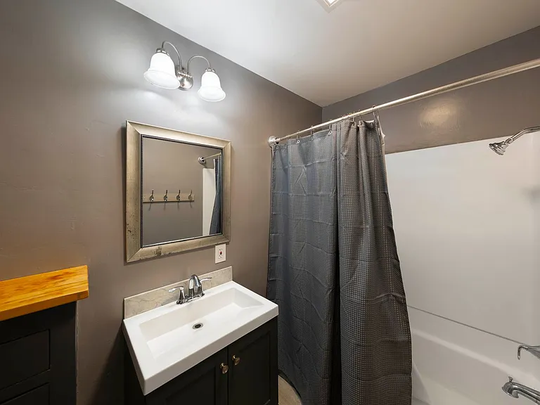 754 N Zeyn St — Photo 10
