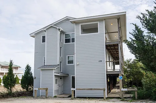 129 S Lumina Ave Photo 1