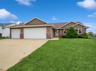 117 B Ave, Atkins, IA 52206