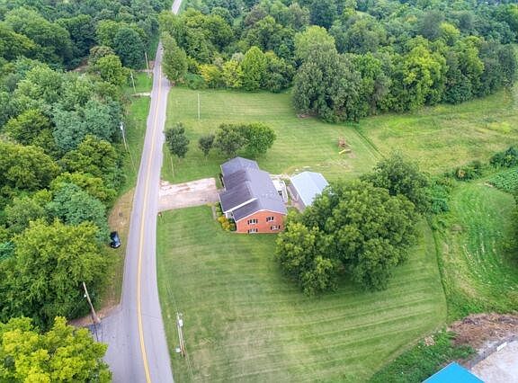 3rd image of 7022 Highway 815