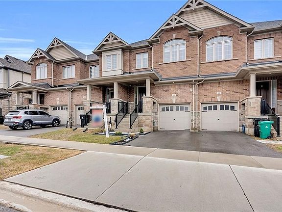 3rd image of 66 Grassbourne Ave