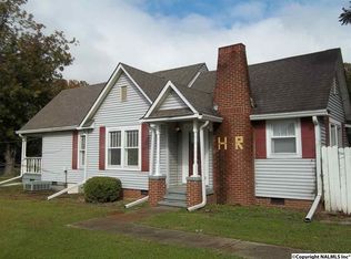 1317 Alves Rd, Guntersville, AL 35976