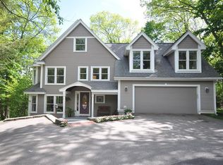 23 Fair Oaks Ter, Lexington, MA 02421