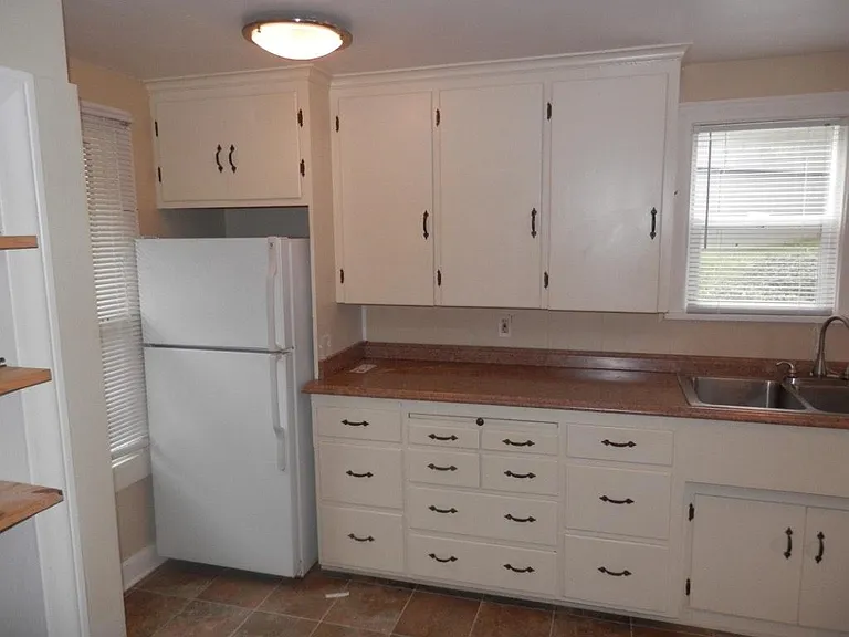 Hugh kitchen