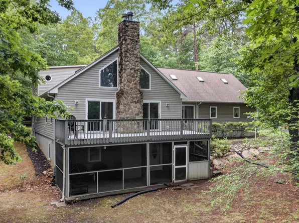 107 Creeden Dr, Moneta, VA 24121