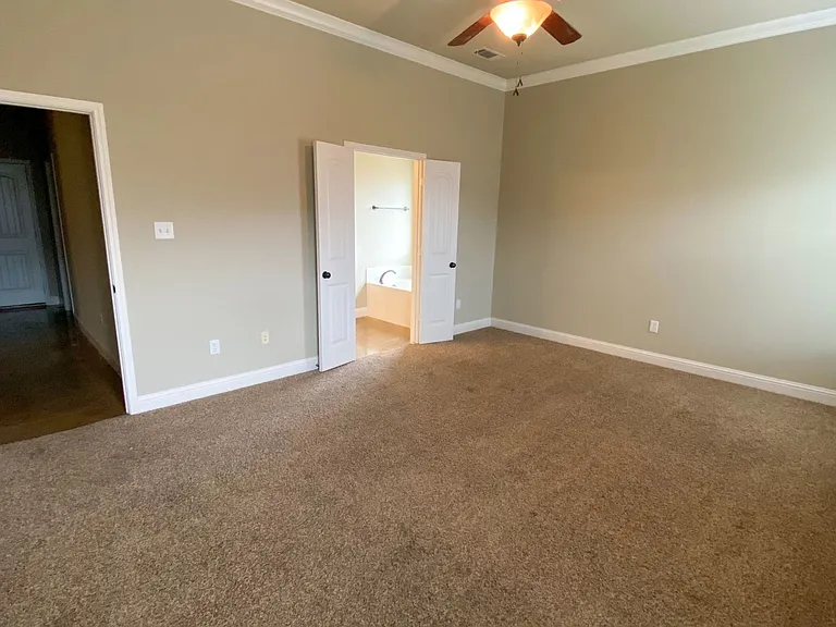 3132 Stallion Dr — Photo 13