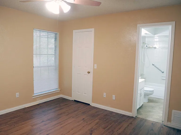 999 W Forest Grove Rd — Photo 19