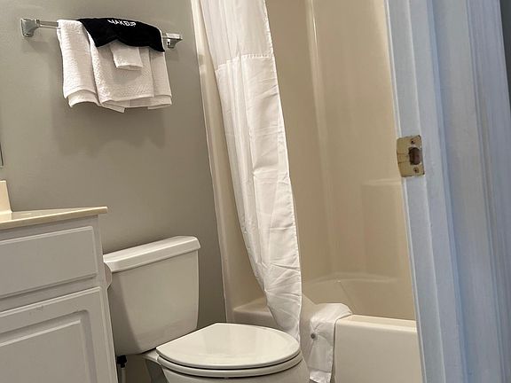 3rd image of 1820 Congressional Village Dr Unit 2202