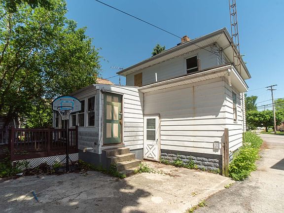 3rd image of 241 E South St