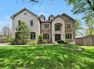 5875 Alabama Ave, Clarendon Hills, IL 60514