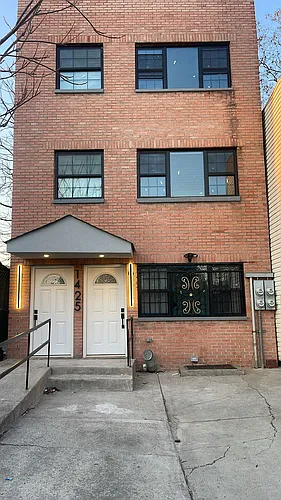 1425 Prospect Pl #2 Photo 1