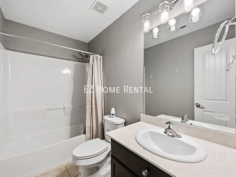 21615 Cavallo Ln — Photo 22