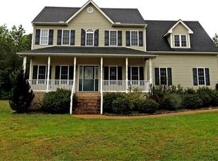 3545 Willow Creek Dr, Disputanta, VA 23842