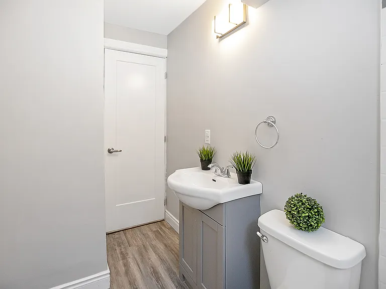 385 Melvin Ave #101 — Photo 5