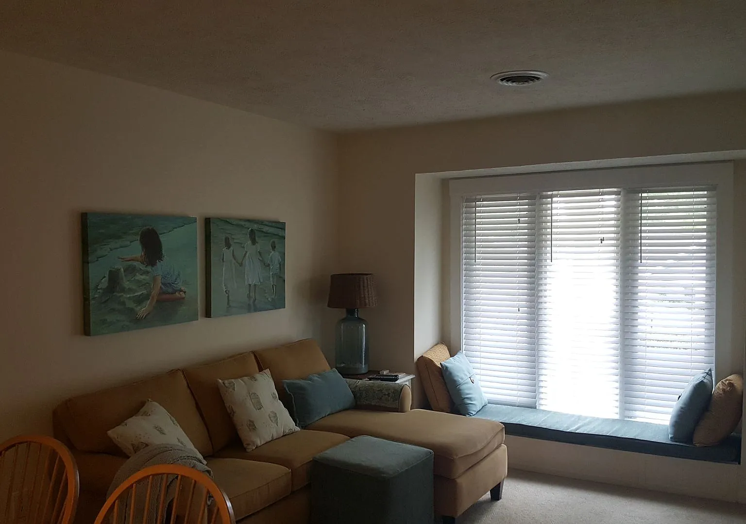 Beautifully furnished 1 br 2nd floor condo — Photo 1