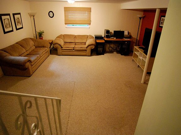 5th image of 444 N Park Dr