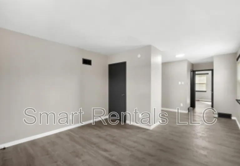 3112 Arsenal St #2 — Photo 2