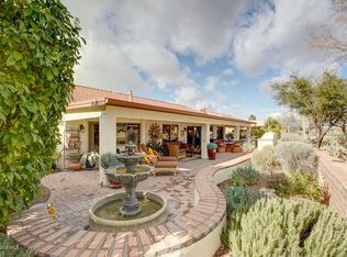 1861 E Canyon Wren Way, Green Valley, AZ 85614