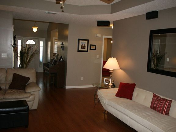 5th image of 107 Sunnymeade Dr