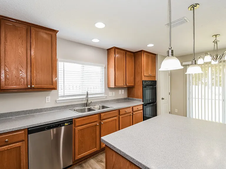 76309 Deerwood Dr — Photo 6