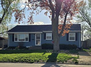 2446 Deborah Dr SW, Cedar Rapids, IA 52404