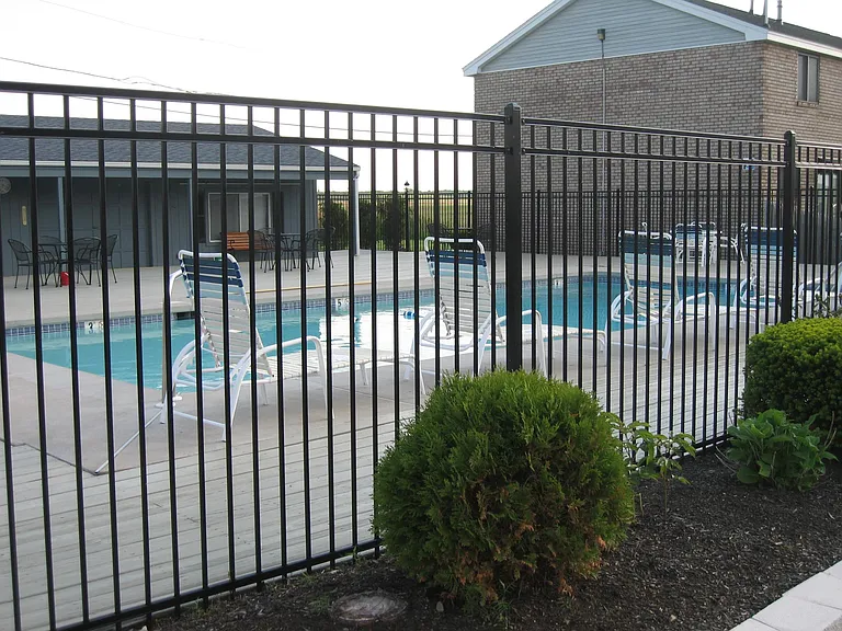 275 N End Blvd #B1 — Photo 15