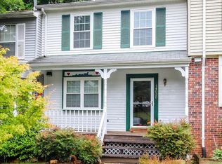 14030 Golden Ct, Woodbridge, VA 22193