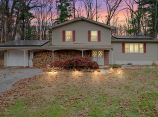 50 Northwoods Rd, Farmington, CT 06032