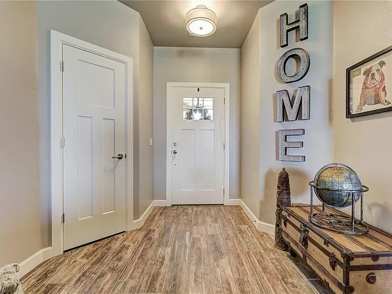 625 Placid Dr — Photo 4