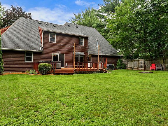 5th image of 1193 N Saddlebrook Ct