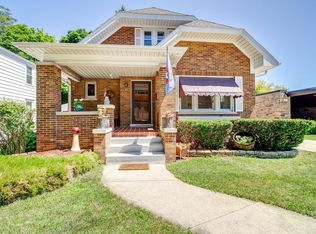 931 Russet St, Racine, WI 53405