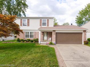 29136 Perth St, Livonia, MI 48154