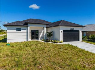 3220 22nd ST SW, LEHIGH ACRES, FL 33976