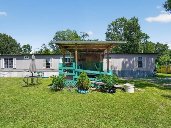 11 June Ln, Shepherd, TX 77371
