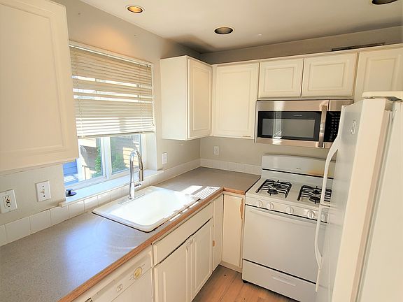 2nd image of 6525 35th Ave NE APT C