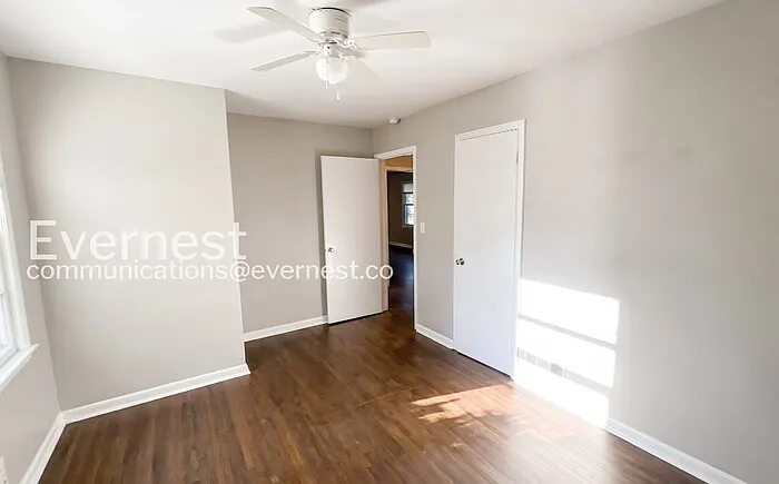 2348 2nd St NE — Photo 11