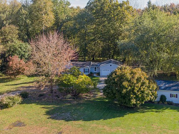 17008 Indian Prairie-301